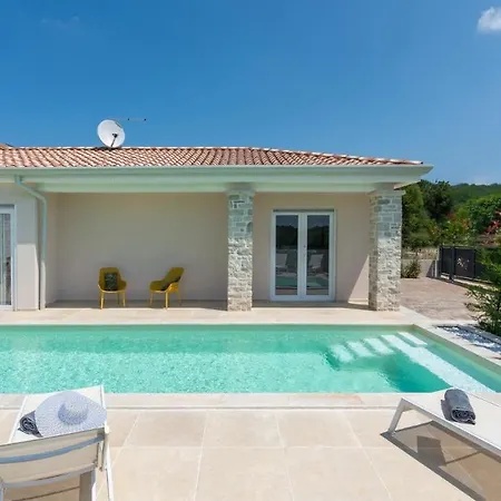 Gæstehus Audrey By 4*