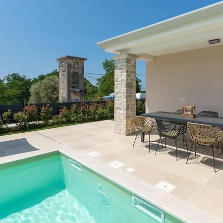 Audrey By Gæstehus 4*