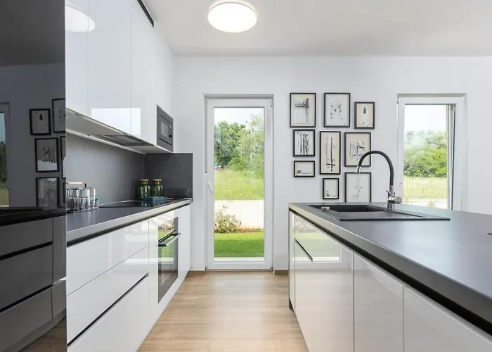 Audrey By Konukevi 4*